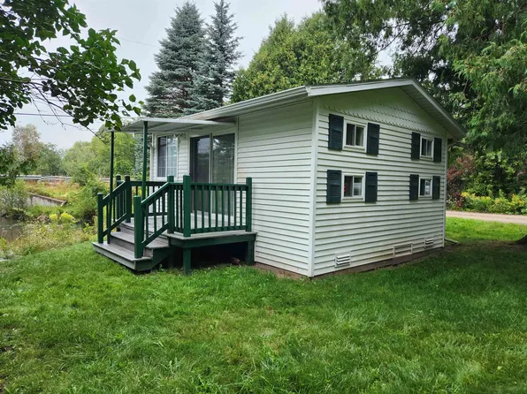 5497 N Cedar River Rd, Gladwin, MI 48624