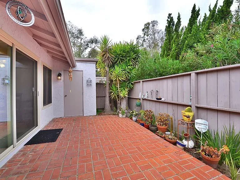 4350 Vision Dr — Photo 13
