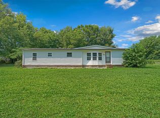 152 Alley Dr, London, AR 72847