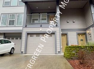 1181 NE 5th St, Gresham, OR 97030