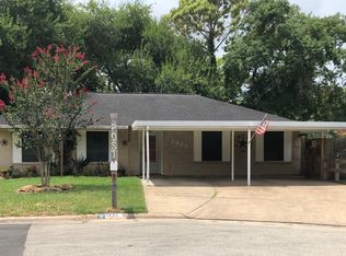 1932 Klauke Ct, Rosenberg, TX 77471