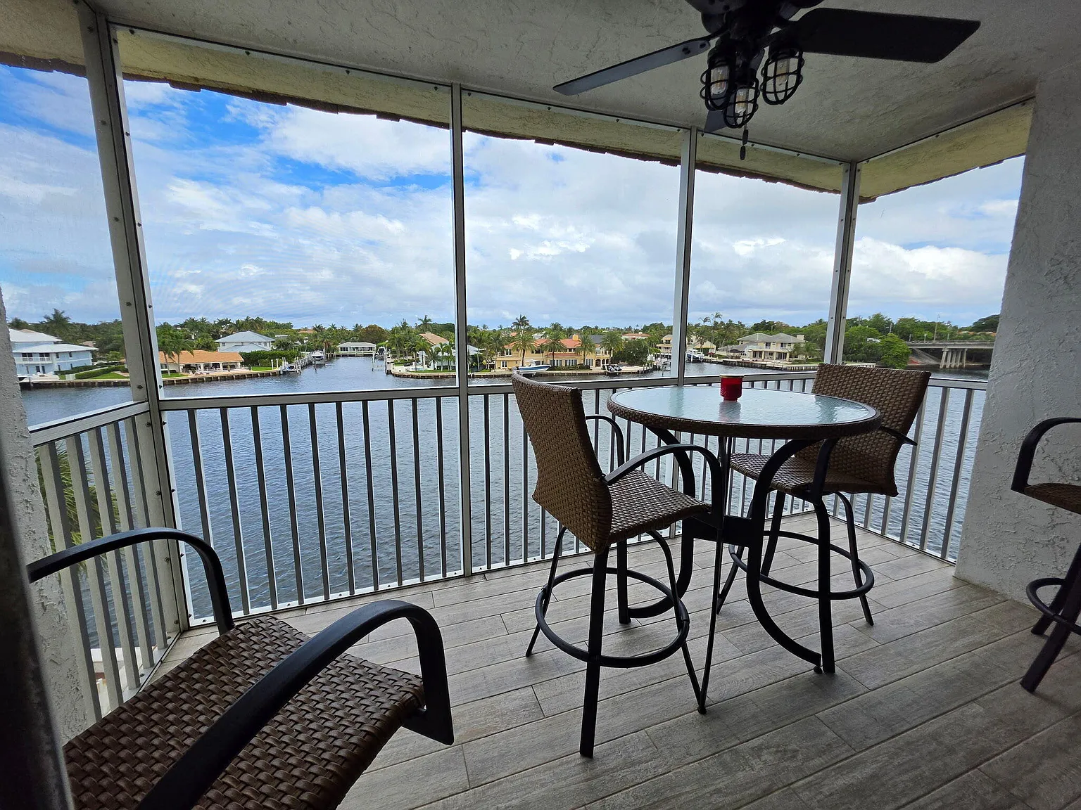 2 bed, 2.0 bath, 948 sqft, $4,750 — Photo 1