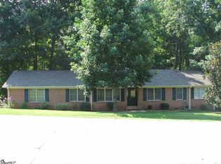 107 Forest Hills Dr, Taylors, SC 29687