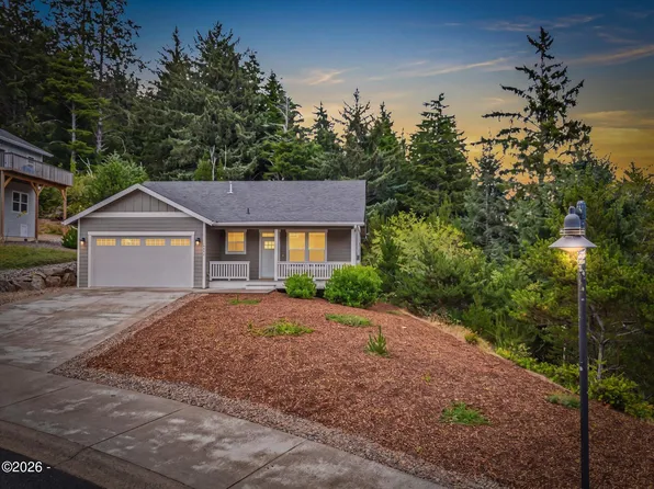 4448 SE Jetty Ave, Lincoln City, OR 97367