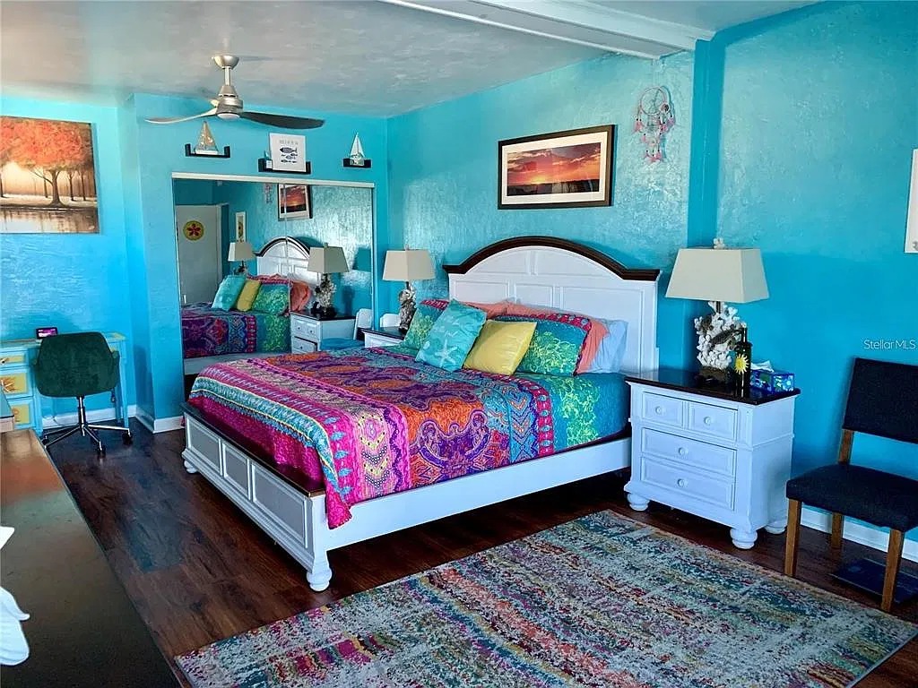 3 bed, 2.0 bath, 1654 sqft, $5,800 — Photo 3