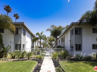 326 San Vicente Blvd, Santa Monica, CA 90402