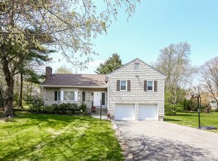 5 Jacqueline Ln, Rye Brook, NY 10573