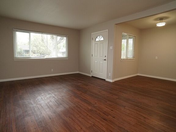 3rd image of 188 Globe Ave