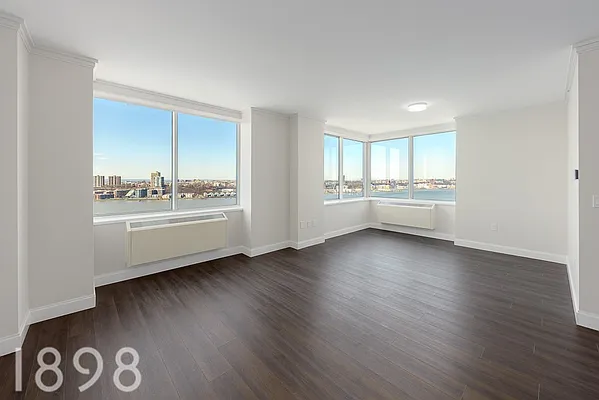 Rented by A&E Real Estate Management | media 33