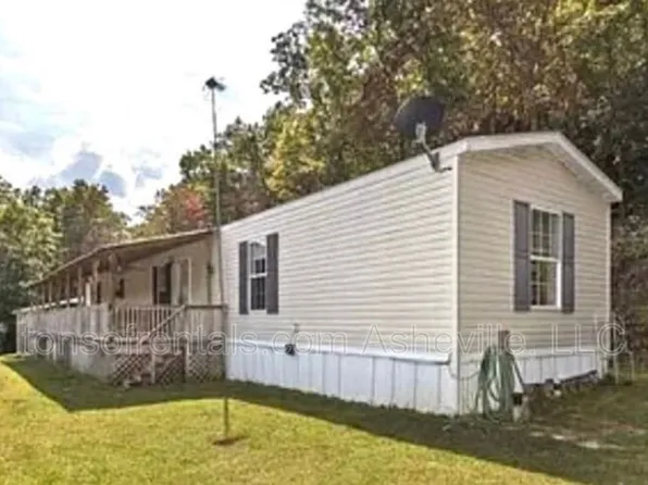 44 Baker Rd, Arden, NC 28704