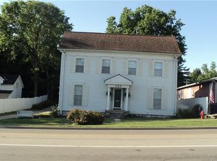 206 W Main St, Paoli, IN 47454