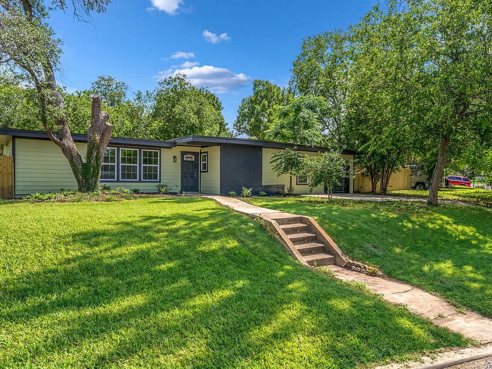1st image of 546 BYRNES DR