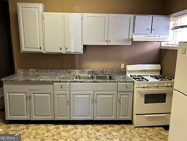1 bed, 1.0 bath, 756 sqft, $1,025 — Photo 2