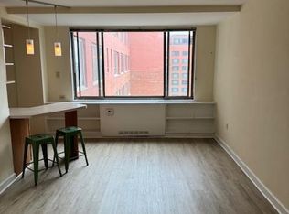1111 Arlington Blvd APT 801, Arlington, VA 22209