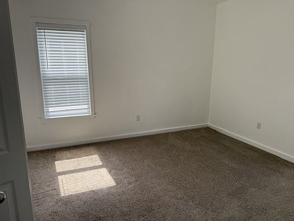 5th image of 47 Malvey St #2