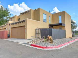 113 Calle Olas Altos NE, Albuquerque, NM 87109
