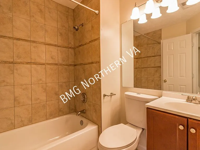44126 Tippecanoe Ter — Photo 21