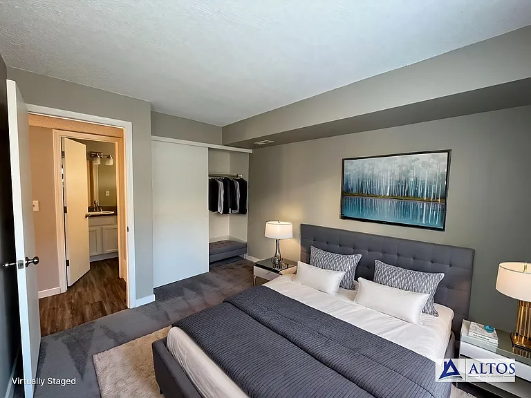 1094 S Dearborn St #308 — Photo 4