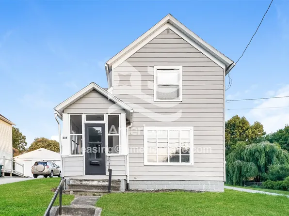 238 21st St NW, Barberton, OH 44203
