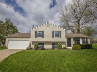 5360 S Celeste View Dr, Stow, OH 44224