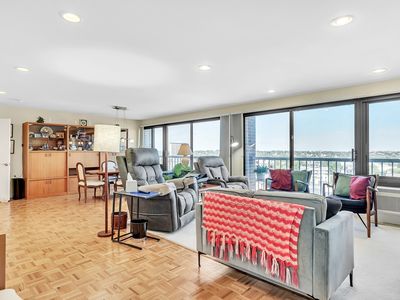 1105 Massachusetts Ave APT 10A, Cambridge, MA, 02138