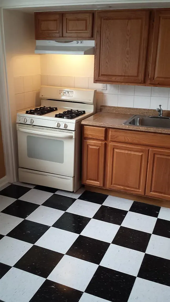 1 bed, 485 sqft, $999 — Photo 4