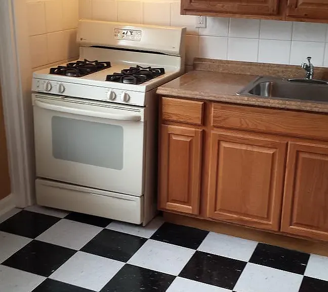 1492 State St #5 — Photo 4