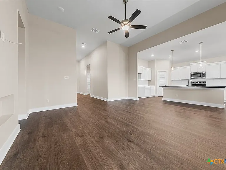 920 Campbelton Dr — Photo 17
