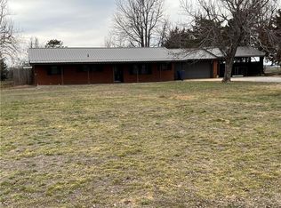 33132 Square Top Rd, Anadarko, OK 73005