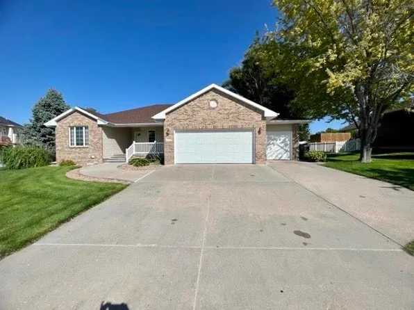 4727 28th Ave, Kearney, NE 68845