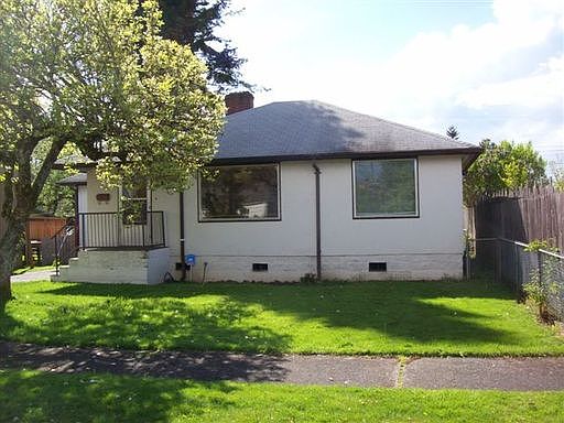 3rd image of 1125 N Washington Ave