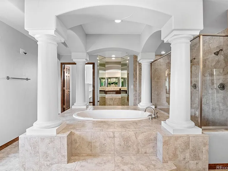 19341 E Davies Pl — Photo 17