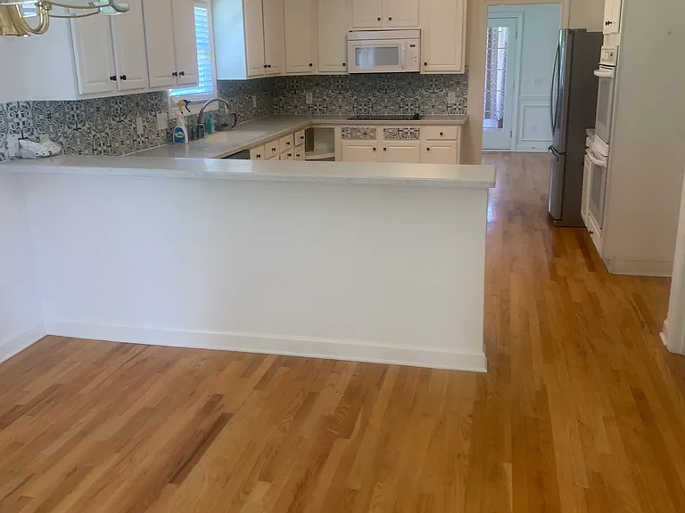 1785 Glenhurst Dr — Photo 6