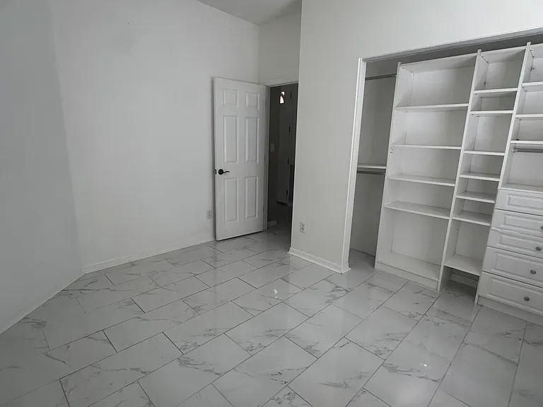 577 Vicks Landing Dr — Photo 12