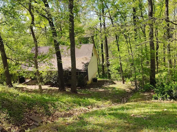 1688 Stoney Point Cir, Rocky Face, GA 30740