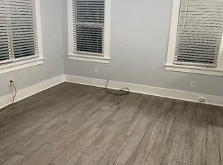 850 W 68th St, Los Angeles, CA 90044