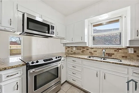 1661 Juniper Ln — Photo 7