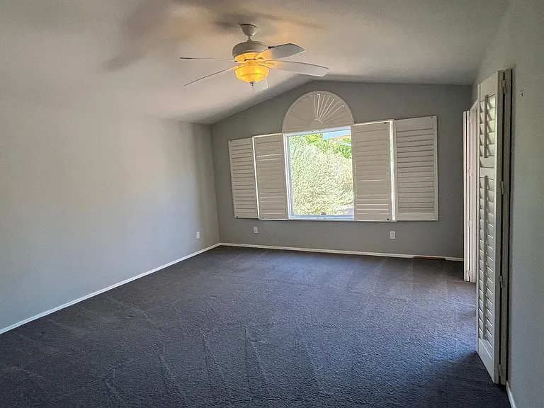 10302 E Coopers Hawk Dr — Photo 9