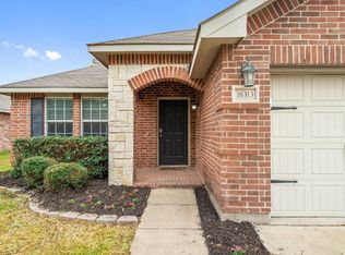 16313 Severn Ln, Justin, TX 76247