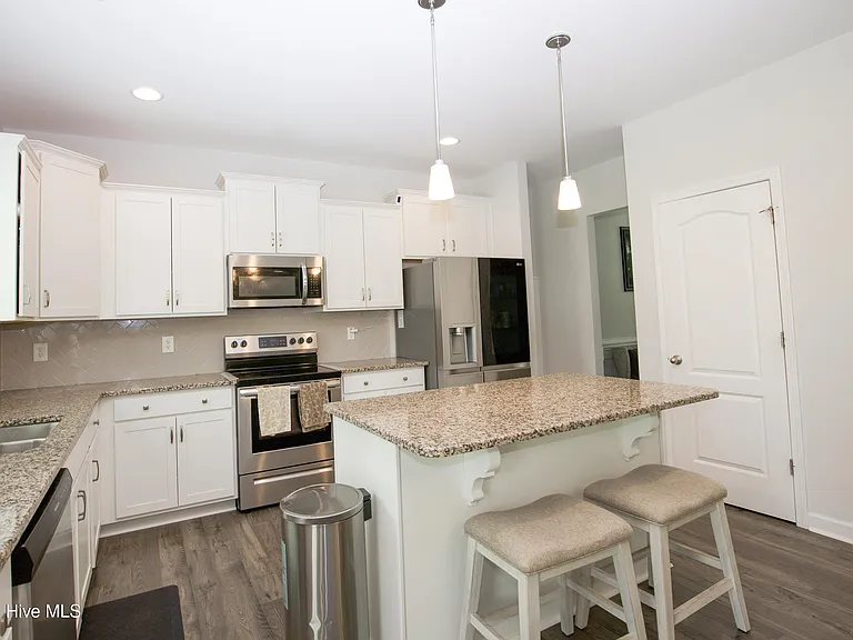 88 Kensington Dr — Photo 18