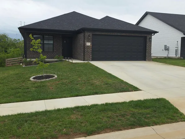 417 Yosemite Ln, Richmond, KY 40475