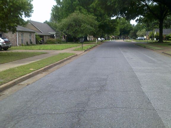 5th image of 292 Colegrove St