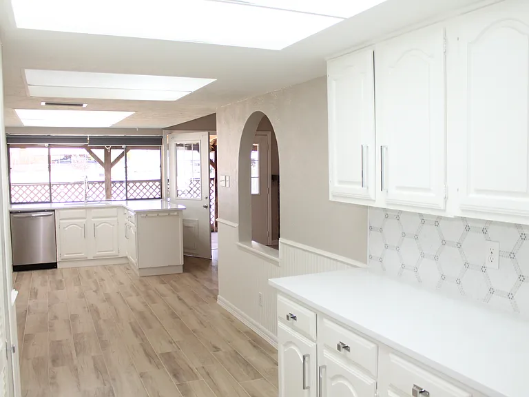 Large kitchen area