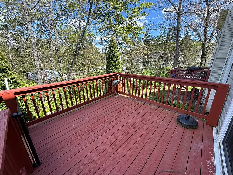 120 Village Dr — Photo 46