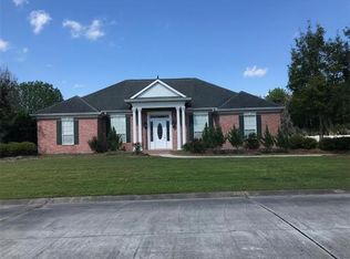 865 Jason Dr, Belle Chasse, LA 70037