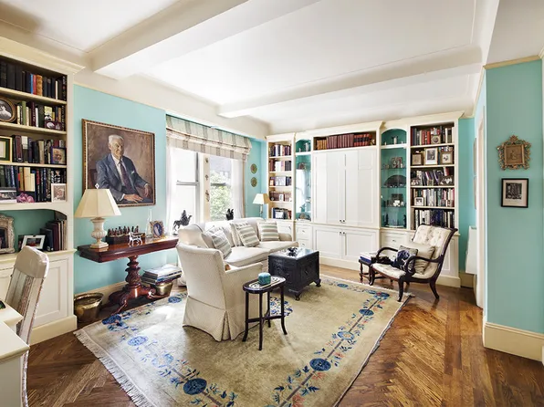 136 E 64th St APT 8A, New York, NY 10065