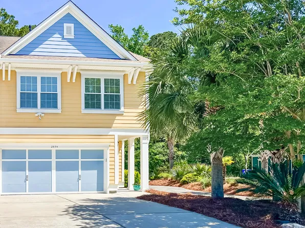 2574 Kings Gate Ln, Mount Pleasant, SC 29466
