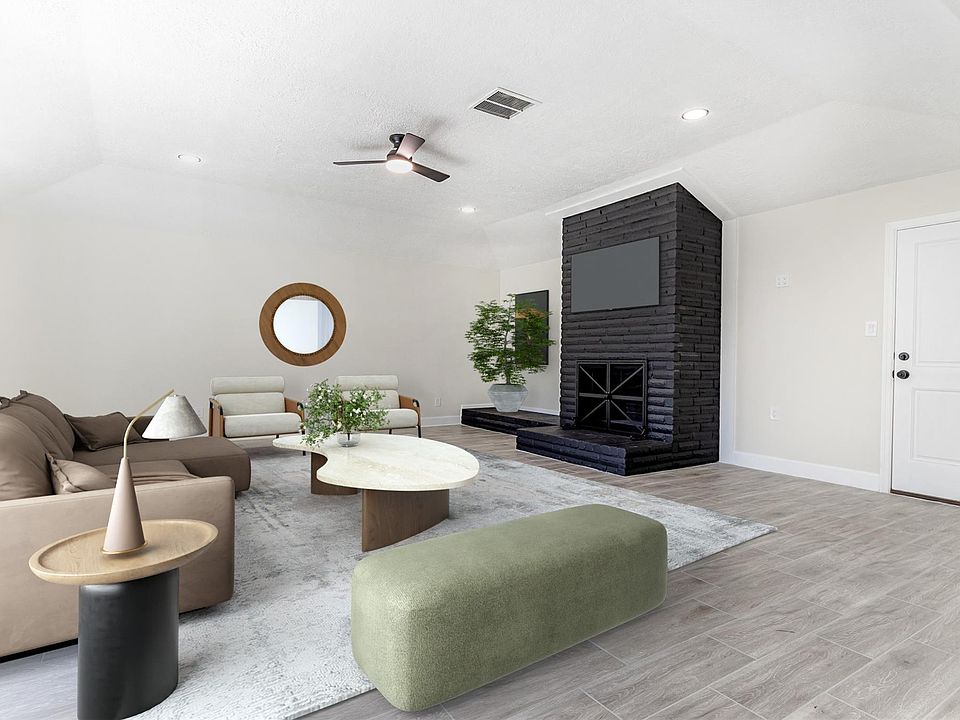 1st image of 11203 Rousseau Dr