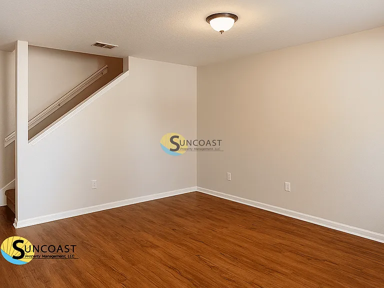 8400 Oden Ave — Photo 2