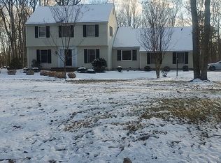 14 Preswick Dr, Medford, NJ 08055